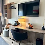 City Hotel Hameln 2*
