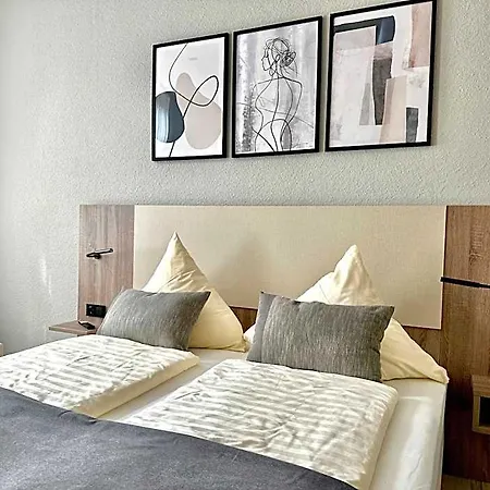 City Hotel Hameln 2*