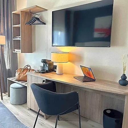 Hotel City Hotel Hameln 2*