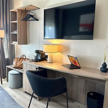 酒店 City Hotel Hameln 2*